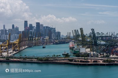 Le port Tuas de Singapour va ajouter trois nouveaux postes d'amarrage pour lutter contre la congestion